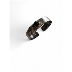 Χειροποίητο Ασημένιο Cuff Βραχιόλι "Heart & Onyx" – Minimal & Chic 