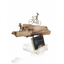 Table decoration in sea wood - cyclist