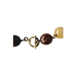 Necklace with agates and brass elements (long: 65 cm) 