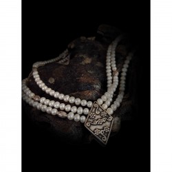Silver necklace - with 3 rows of pearls 