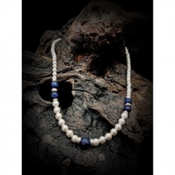 Ivory pearl necklace with silver elements 