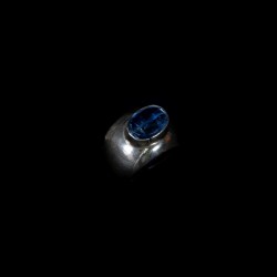 Blue topaz ring